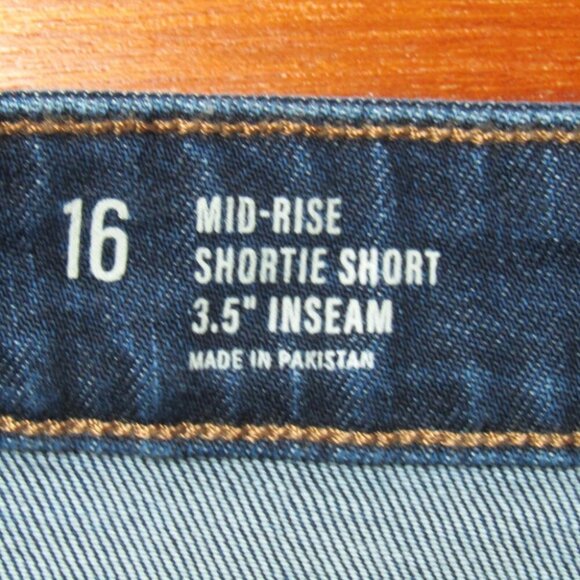 ana Mid Rise Shortie Shorts Size 16 Blue Denim 3.5 In Inseam Cut Off New Tag - Picture 4 of 10